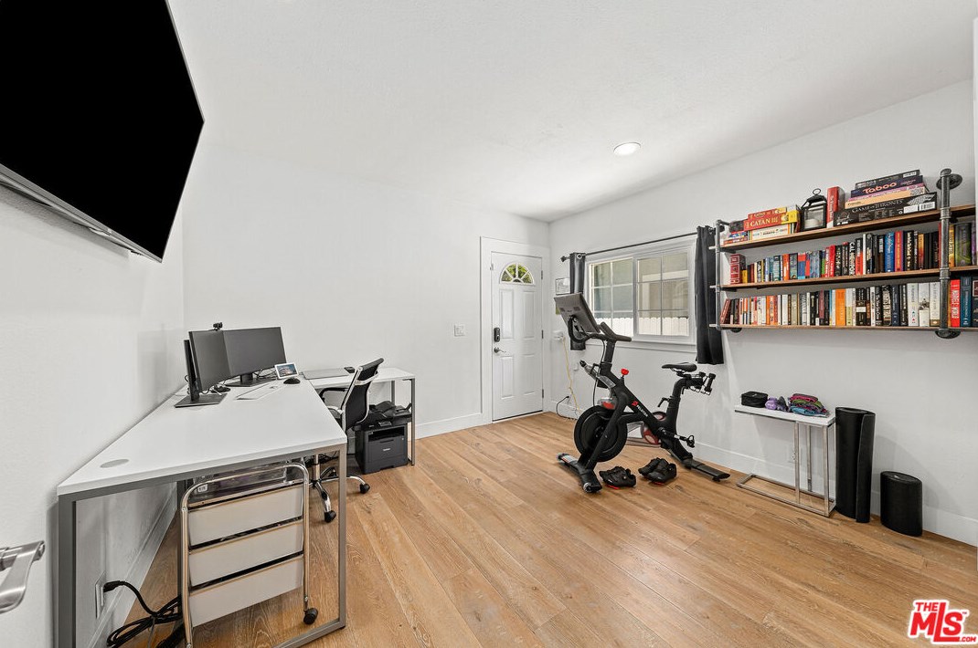 1753 41st Dr, Los Angeles CA  90062-1515 exterior