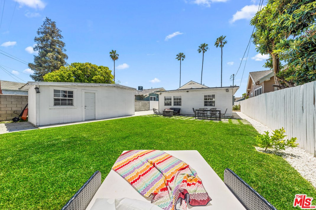1753 41st Dr, Los Angeles CA  90062-1515 exterior