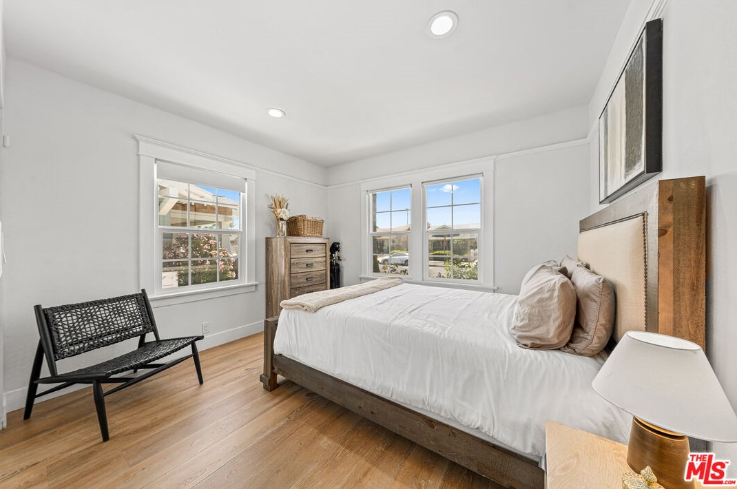1753 41st Dr, Los Angeles CA  90062-1515 exterior