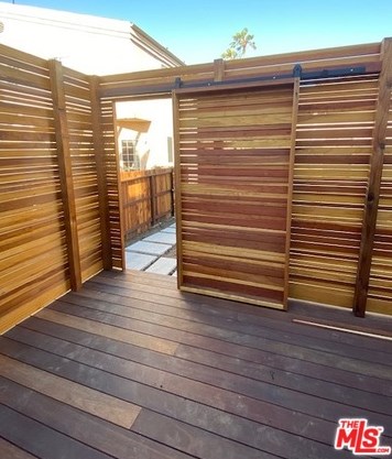 1479 Cardiff Ave, Los Angeles CA  90035-3229 exterior