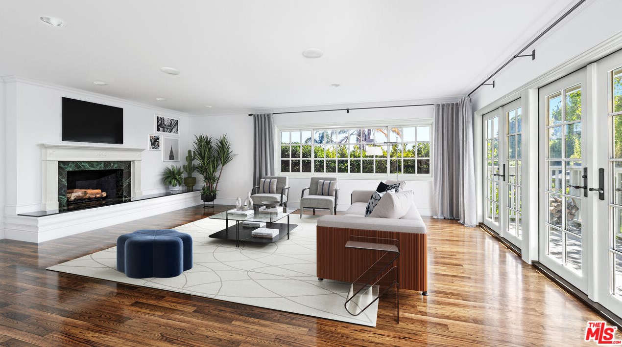 1600 Rising Glen Rd, Los Angeles CA  90069-1228 exterior