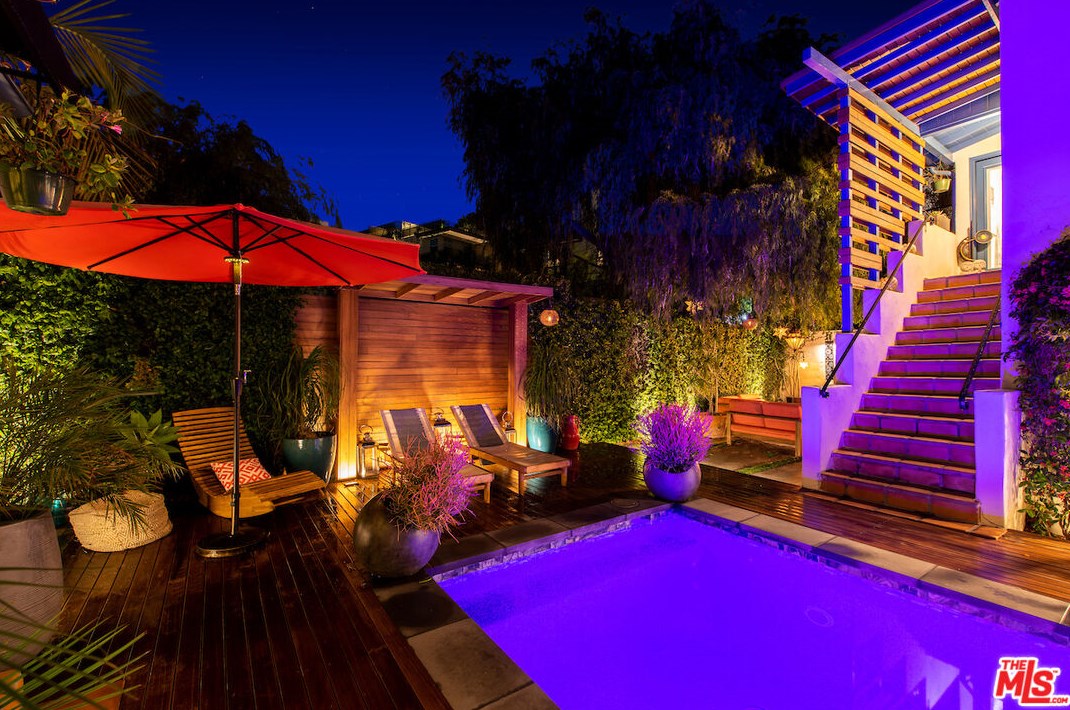 346 Westbourne Dr, Los Angeles CA  90048-1910 exterior