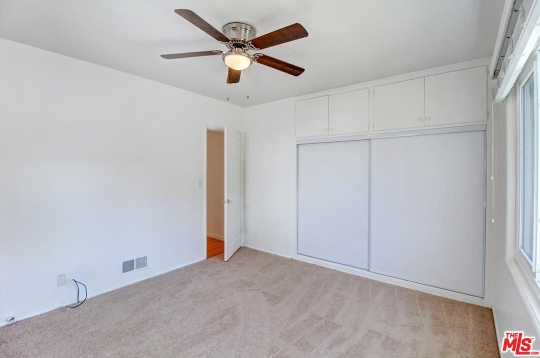 3740 Mullen Pl, Los Angeles CA  90043-1721 exterior