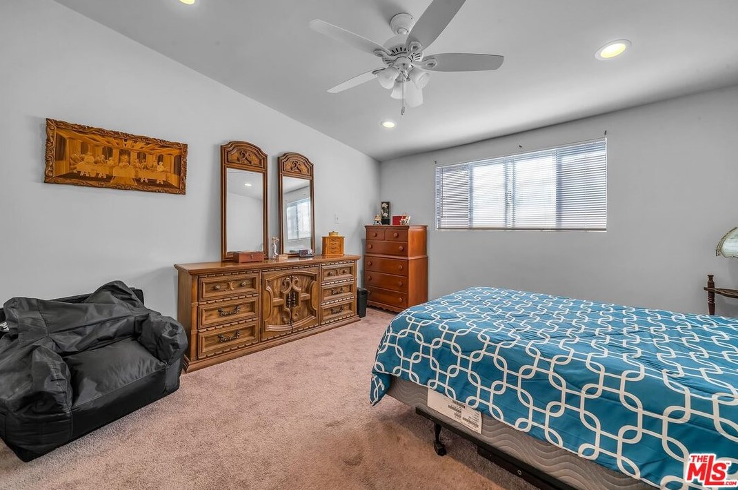 4467 Huntley Ave, Los Angeles CA  90230-4827 exterior