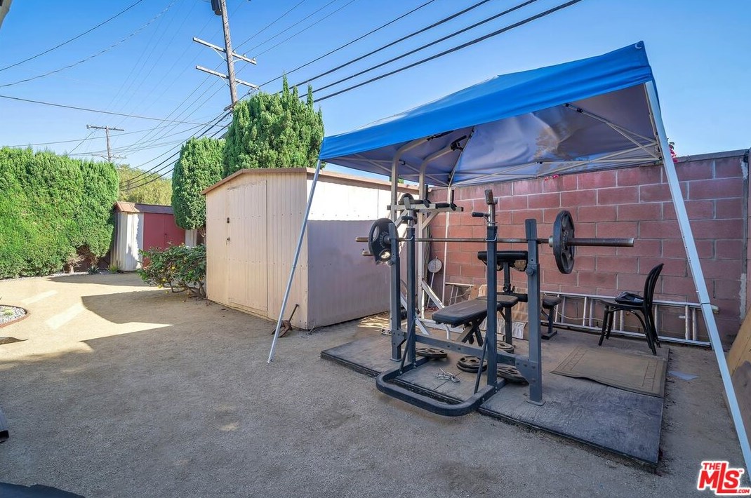 4467 Huntley Ave, Los Angeles CA  90230-4827 exterior