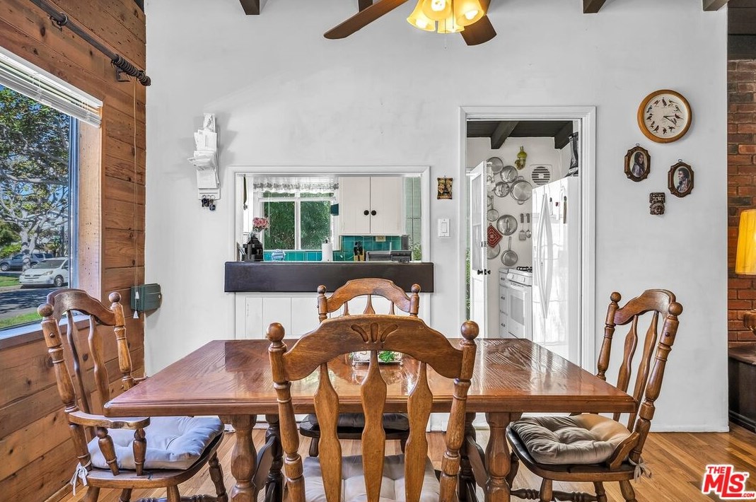 4467 Huntley Ave, Los Angeles CA  90230-4827 exterior