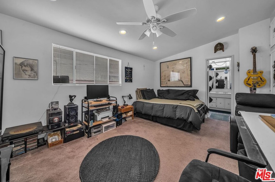 4467 Huntley Ave, Los Angeles CA  90230-4827 exterior