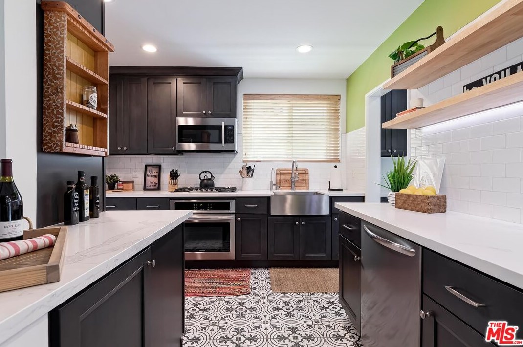 4339 Elmer Ave, North Hollywood CA  91602-2632 exterior