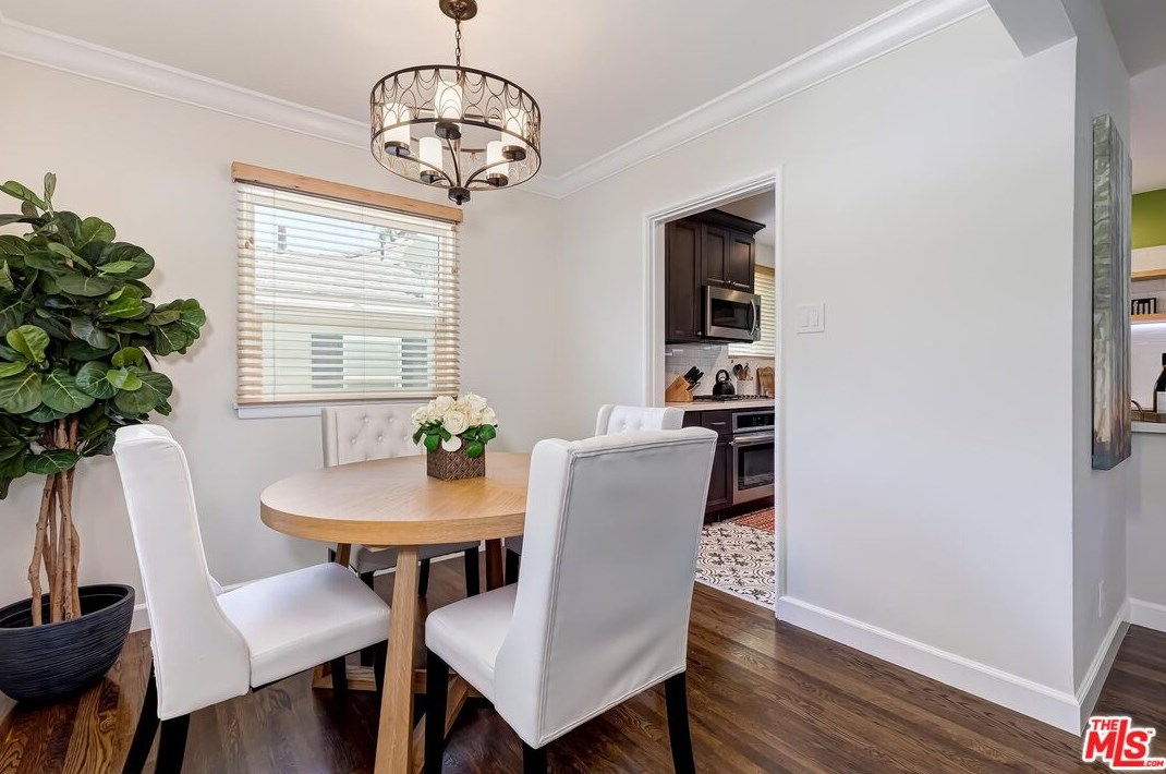 4339 Elmer Ave, North Hollywood CA  91602-2632 exterior