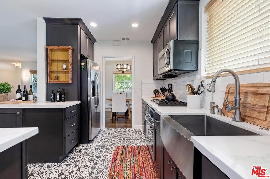 4339 Elmer Ave, North Hollywood CA  91602-2632 exterior