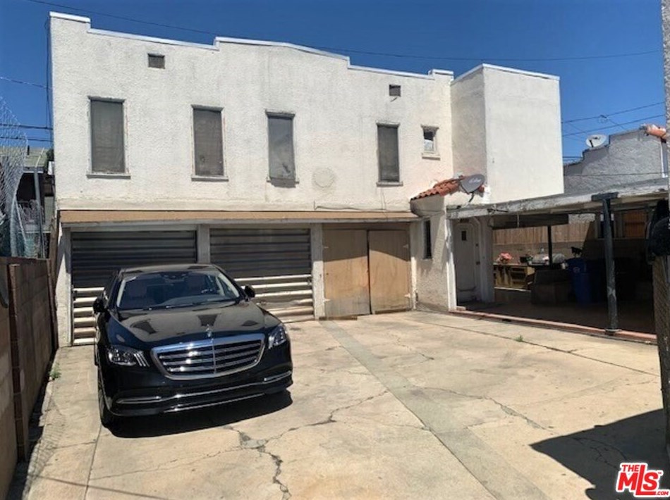 609 Hillview Ave, Los Angeles CA  90022-3229 exterior