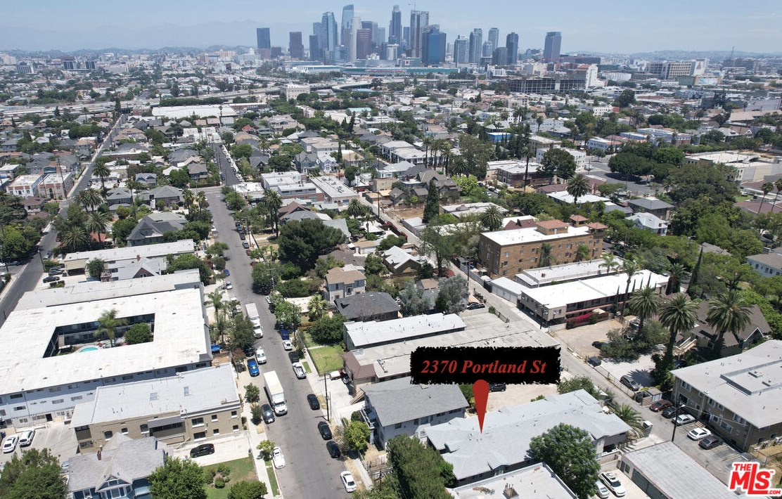 2370 Portland St, Los Angeles CA  90007-1916 exterior