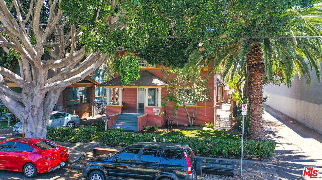 1151 29th St, Los Angeles CA  90011-2137 exterior