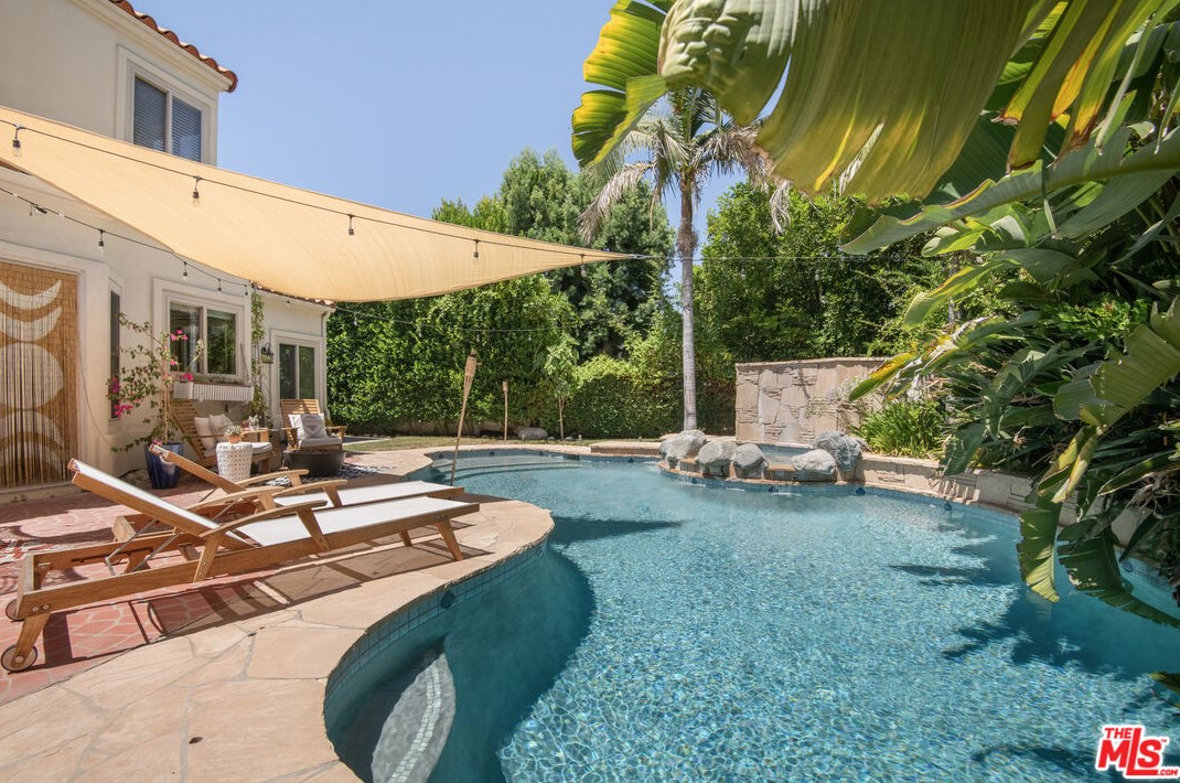 756 Cedar Point Pl, Thousand Oaks CA  91362-5422 exterior