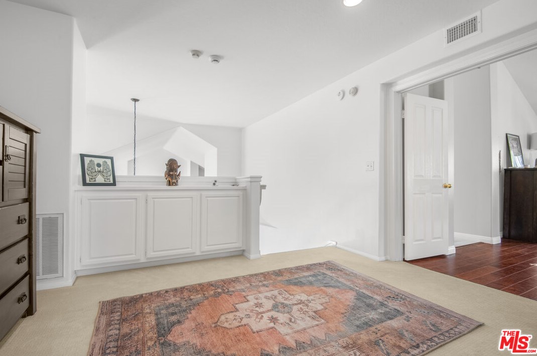 756 Cedar Point Pl, Thousand Oaks CA  91362-5422 exterior
