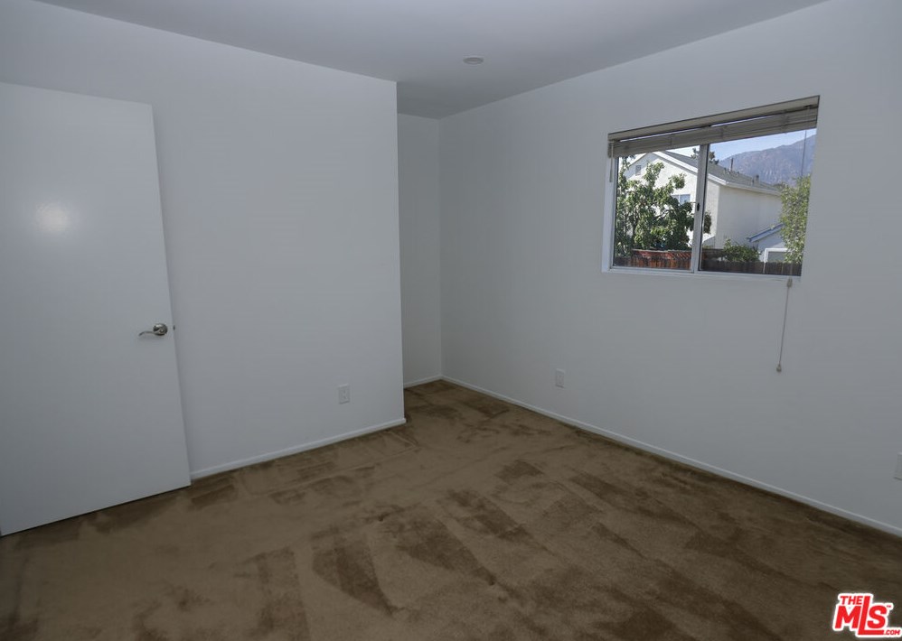816 Cyn Wash Dr, Pasadena CA  91107-2062 exterior