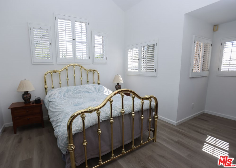 816 Cyn Wash Dr, Pasadena CA  91107-2062 exterior