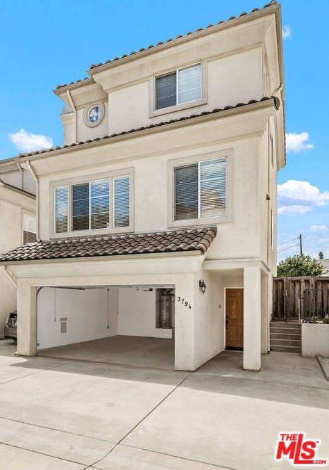 3794 Lenawee Ave, Los Angeles CA  90016-6201 exterior