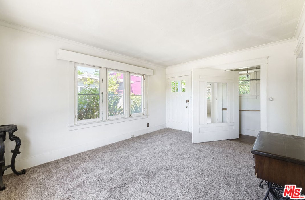 5208 Maywood Ave, Los Angeles CA  90041-1214 exterior