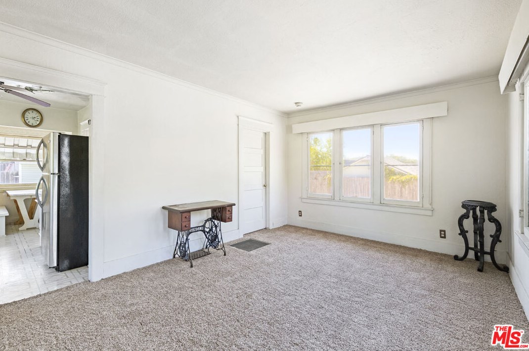 5208 Maywood Ave, Los Angeles CA  90041-1214 exterior