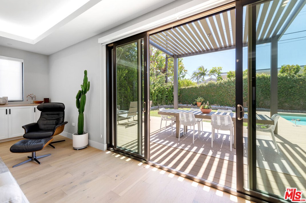 6562 Firebrand St, Los Angeles CA  90045-1211 exterior