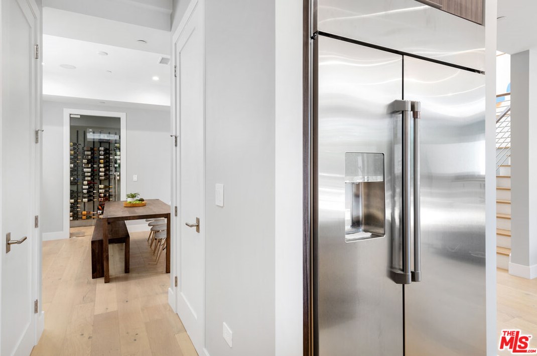 6562 Firebrand St, Los Angeles CA  90045-1211 exterior