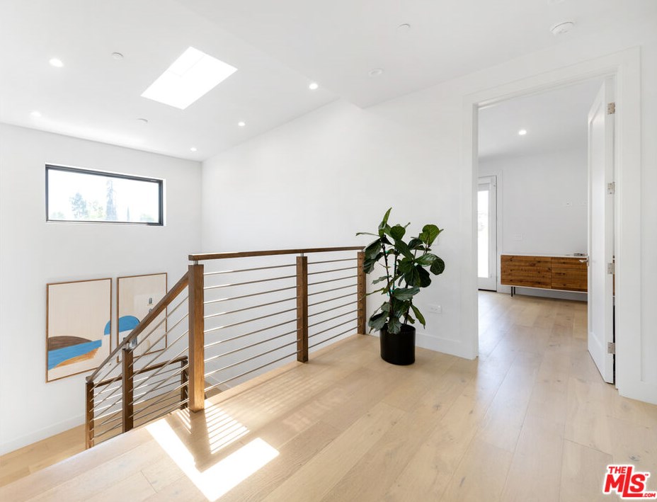 6562 Firebrand St, Los Angeles CA  90045-1211 exterior