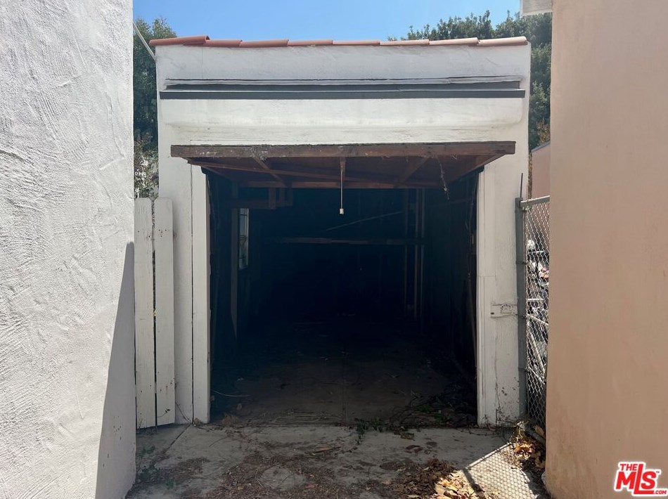 4840 Ellenwood Dr, Los Angeles CA  90041-2637 exterior