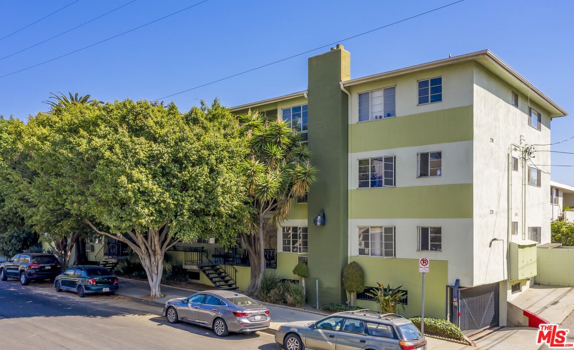 11660 Texas Ave, Los Angeles CA  90025-3925 exterior