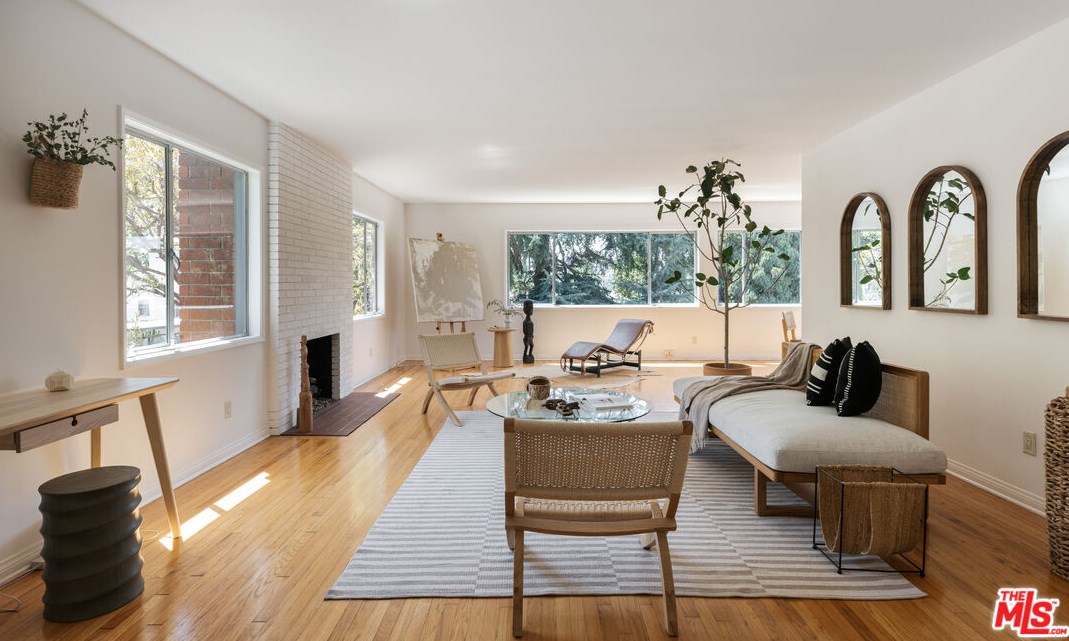 2331 Teviot St, Los Angeles CA  90039-3643 exterior