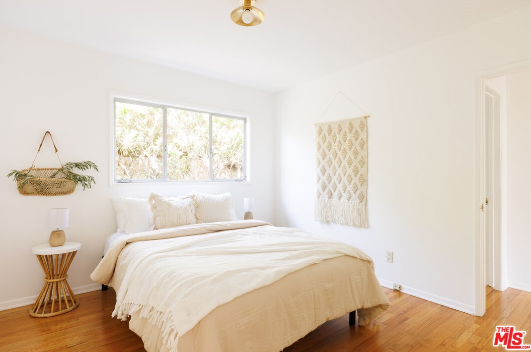 2331 Teviot St, Los Angeles CA  90039-3223 exterior