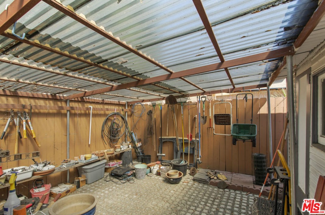 4837 Maywood Ave, Los Angeles CA  90041-2719 exterior