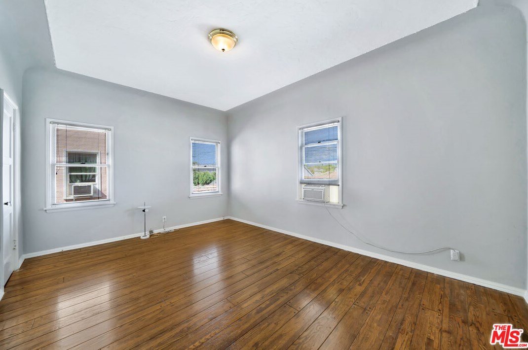 346 Gardner St, Los Angeles CA  90046-6516 exterior