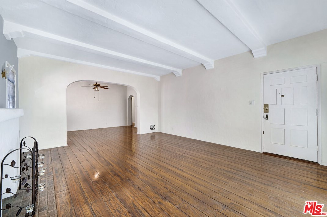 346 Gardner St, Los Angeles CA  90046-6516 exterior
