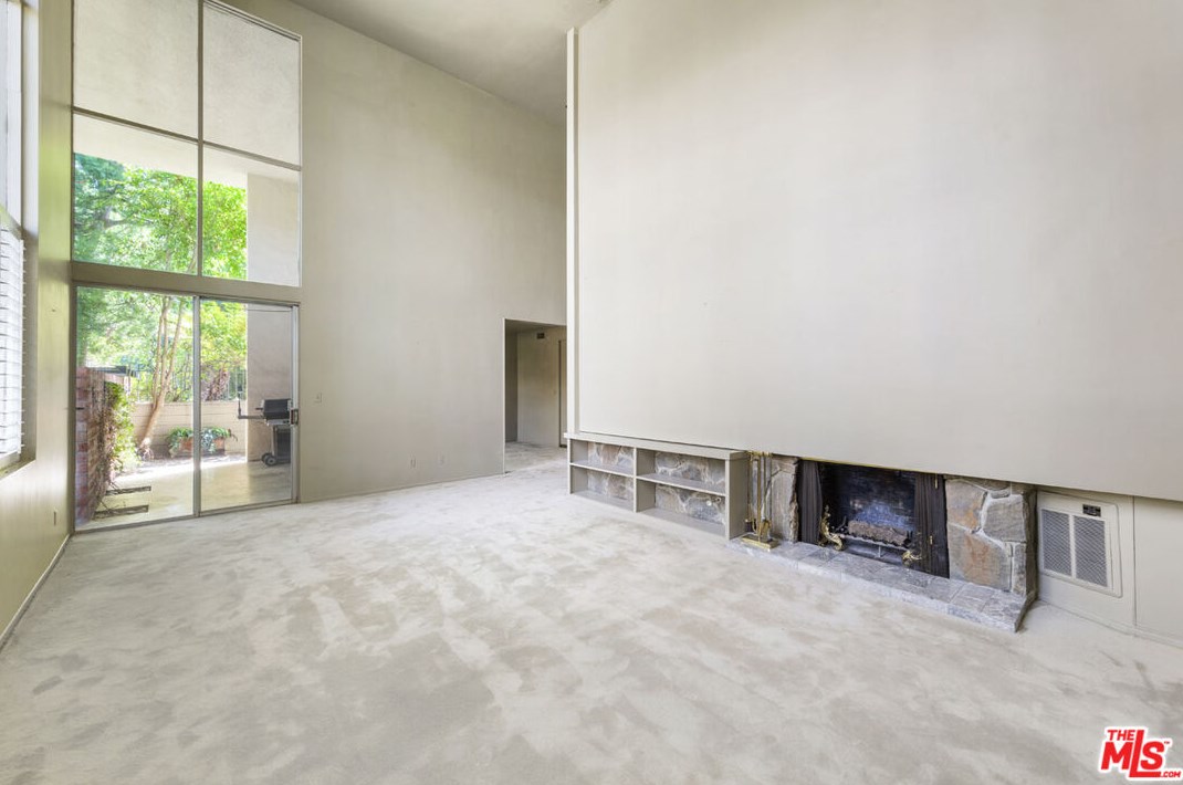 380 Orange Grove Blvd, Pasadena CA  91103-3539 exterior