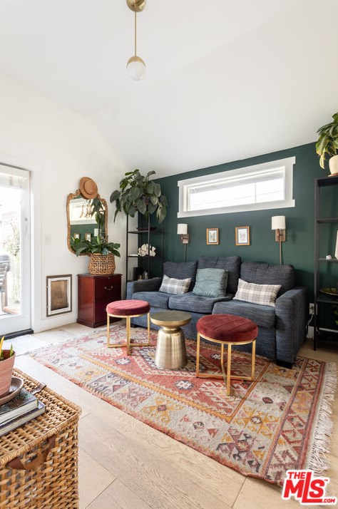 1364 Keniston Ave, Los Angeles CA  90043-3737 exterior