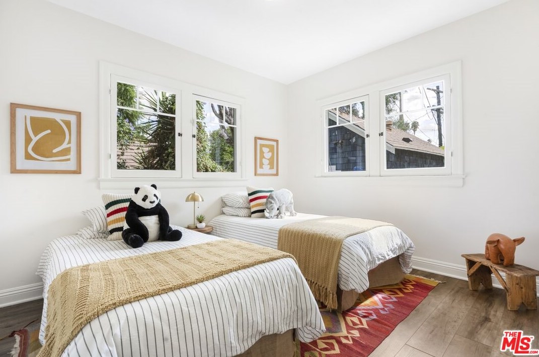 962 Maltman Ave, Los Angeles CA  90026-2712 exterior