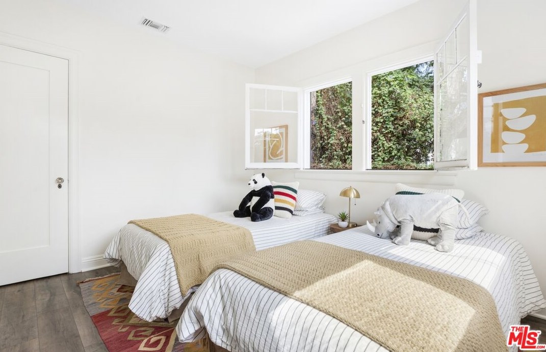 962 Maltman Ave, Los Angeles CA  90026-2712 exterior