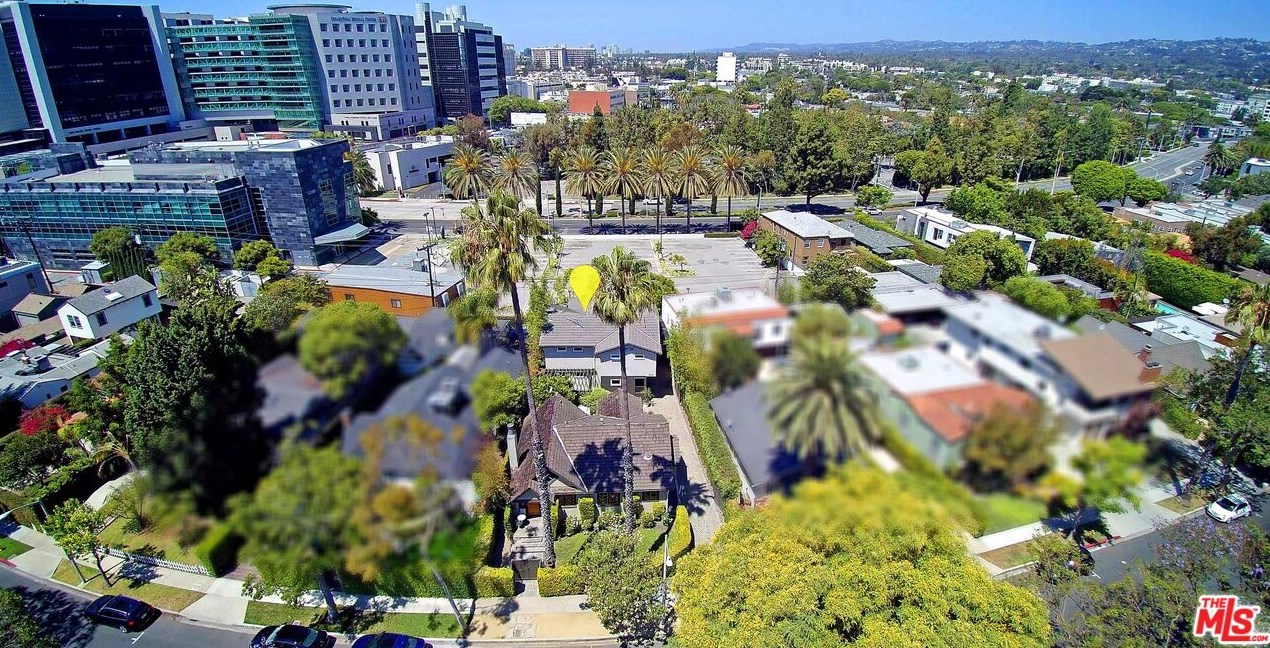 343 Huntley Ave, Los Angeles CA  90048-4703 exterior