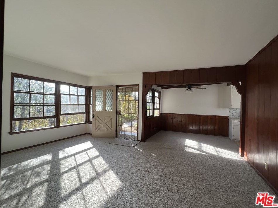 5908 La Tijera Blvd, Los Angeles CA  90056-1734 exterior