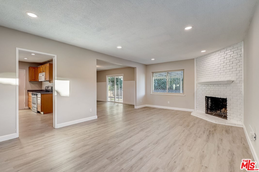 14886 Greenworth Dr, La Mirada CA  90638-3022 exterior