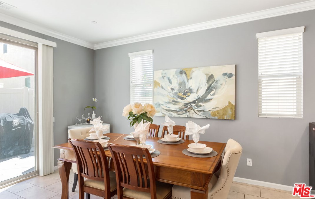 35414 Marabella Ct, Winchester CA  92596-8473 exterior