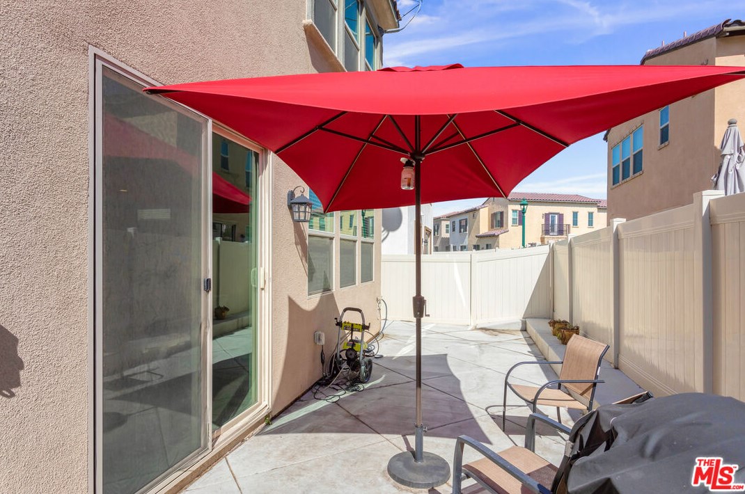 35414 Marabella Ct, Winchester CA  92596-8473 exterior