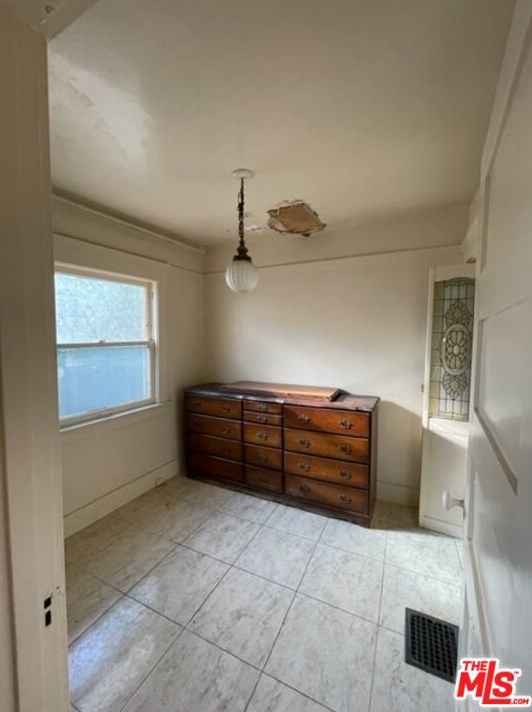 4611 Clarissa Ave, Los Angeles CA  90027-2817 exterior