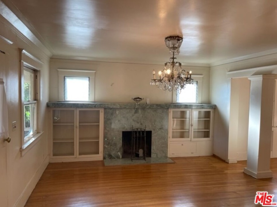 4611 Clarissa Ave, Los Angeles CA  90027-2817 exterior