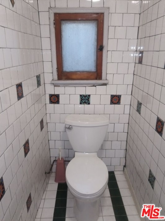 5040 Williams Pl, Los Angeles CA  90032-4016 exterior