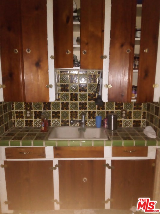 5040 Williams Pl, Los Angeles CA  90032-4016 exterior