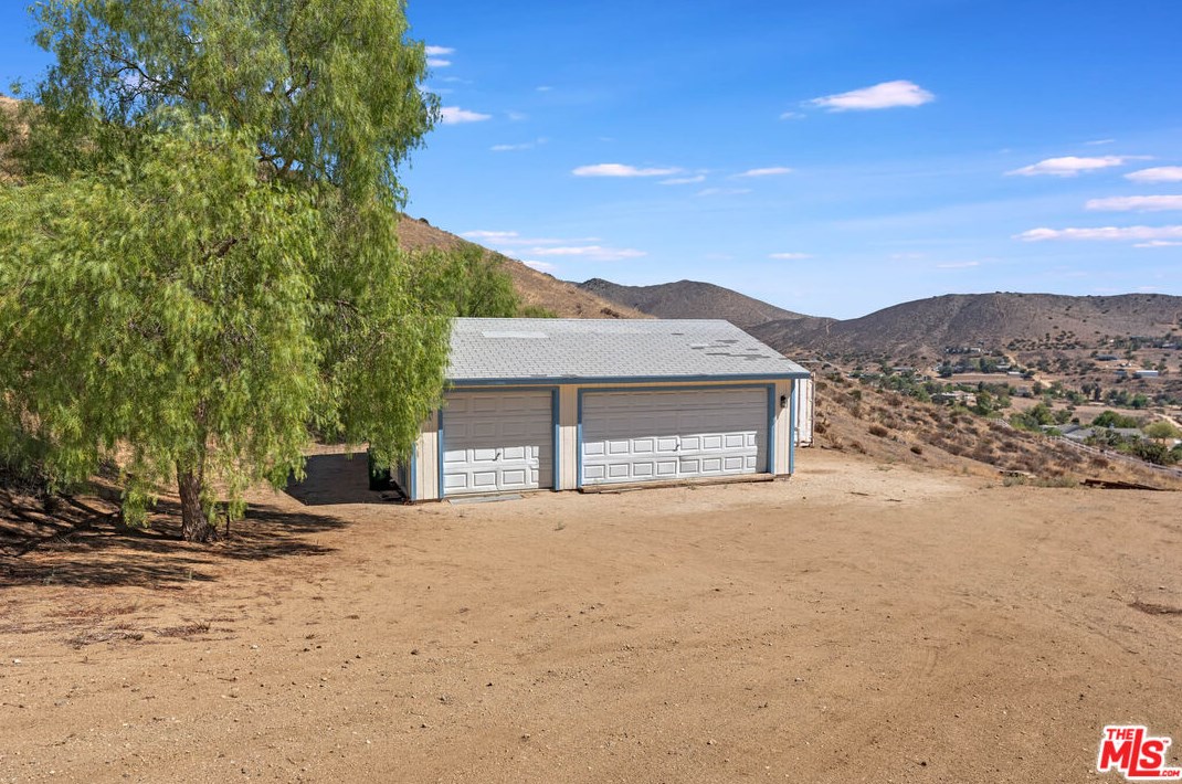 34880 Via Famero Dr, Acton CA  93510-2318 exterior