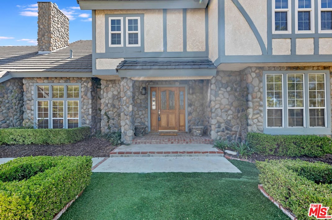 34880 Via Famero Dr, Acton CA  93510-2318 exterior