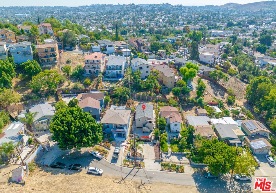 5176 Wadena St, Los Angeles CA  90032-1153 exterior